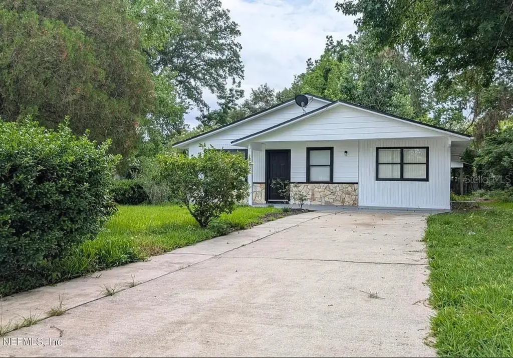 462 Sally Street Green Cove Springs FL 32043