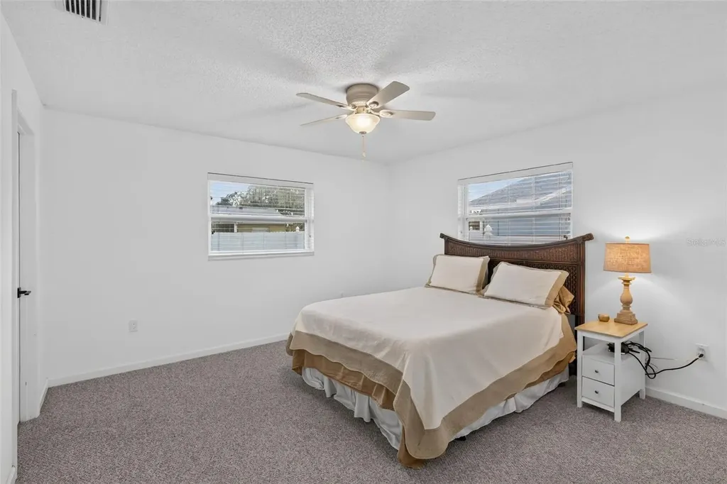 4063 Palau Drive Sarasota FL 34241