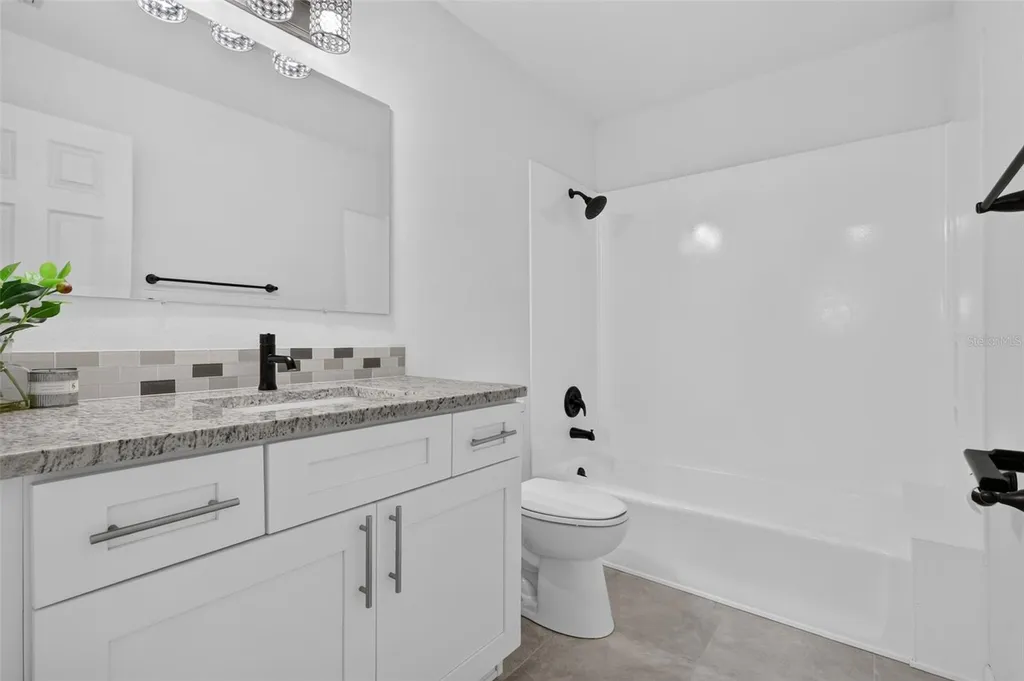 4063 Palau Drive Sarasota FL 34241
