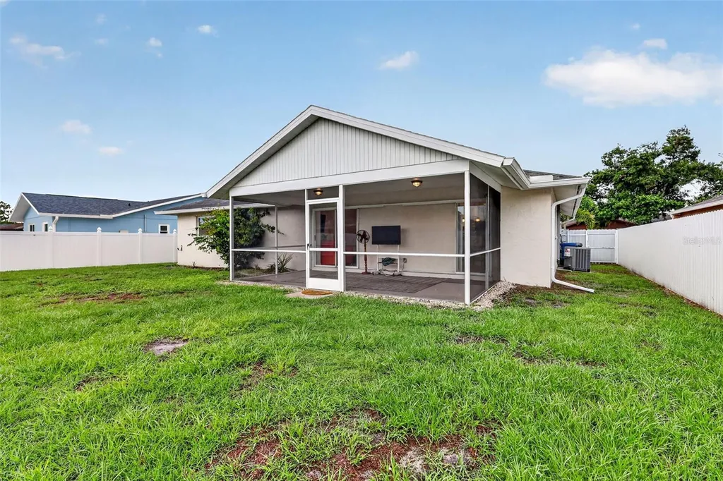 4063 Palau Drive Sarasota FL 34241