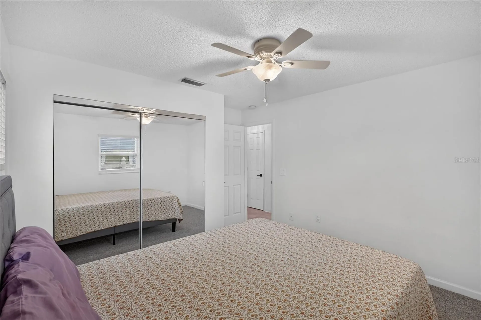 4063 Palau Drive Sarasota FL 34241