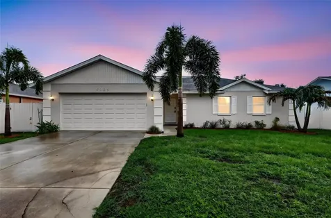 4063 Palau Drive Sarasota FL 34241