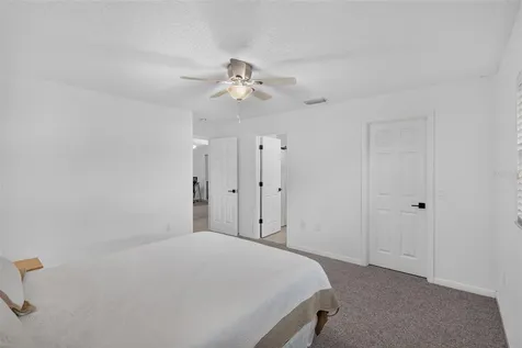 4063 Palau Drive Sarasota FL 34241