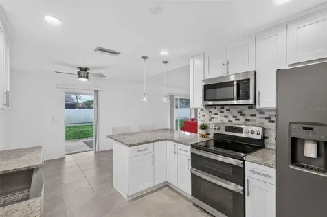 4063 Palau Drive Sarasota FL 34241