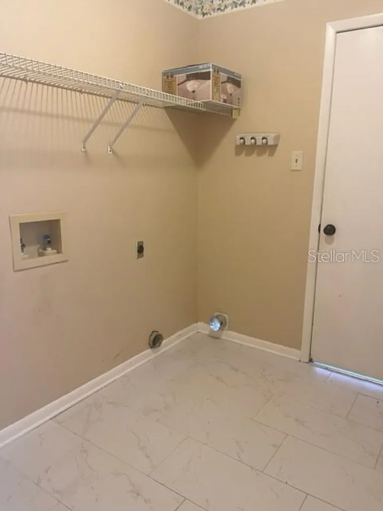 1520 Attleboro Lane Brandon FL 33511