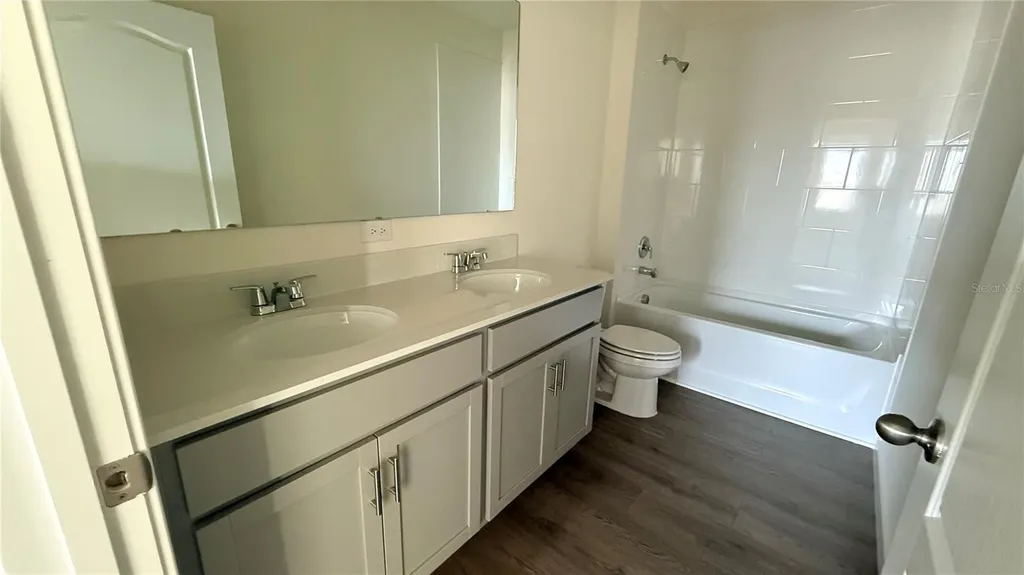 2066 Walnut Creek Drive Kissimmee FL 34744