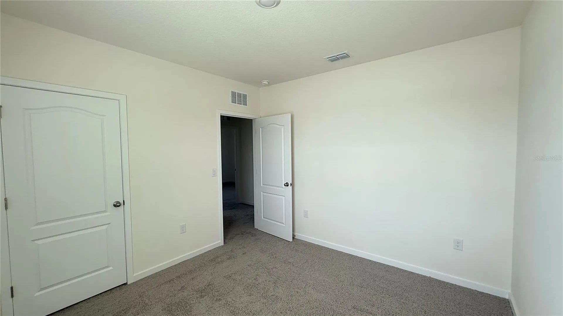 2066 Walnut Creek Drive Kissimmee FL 34744
