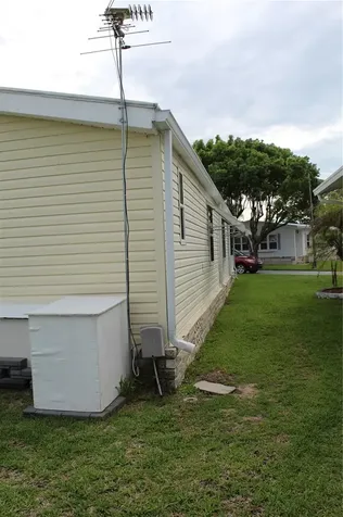 6369 Elmwood Avenue Lake Wales FL 33898