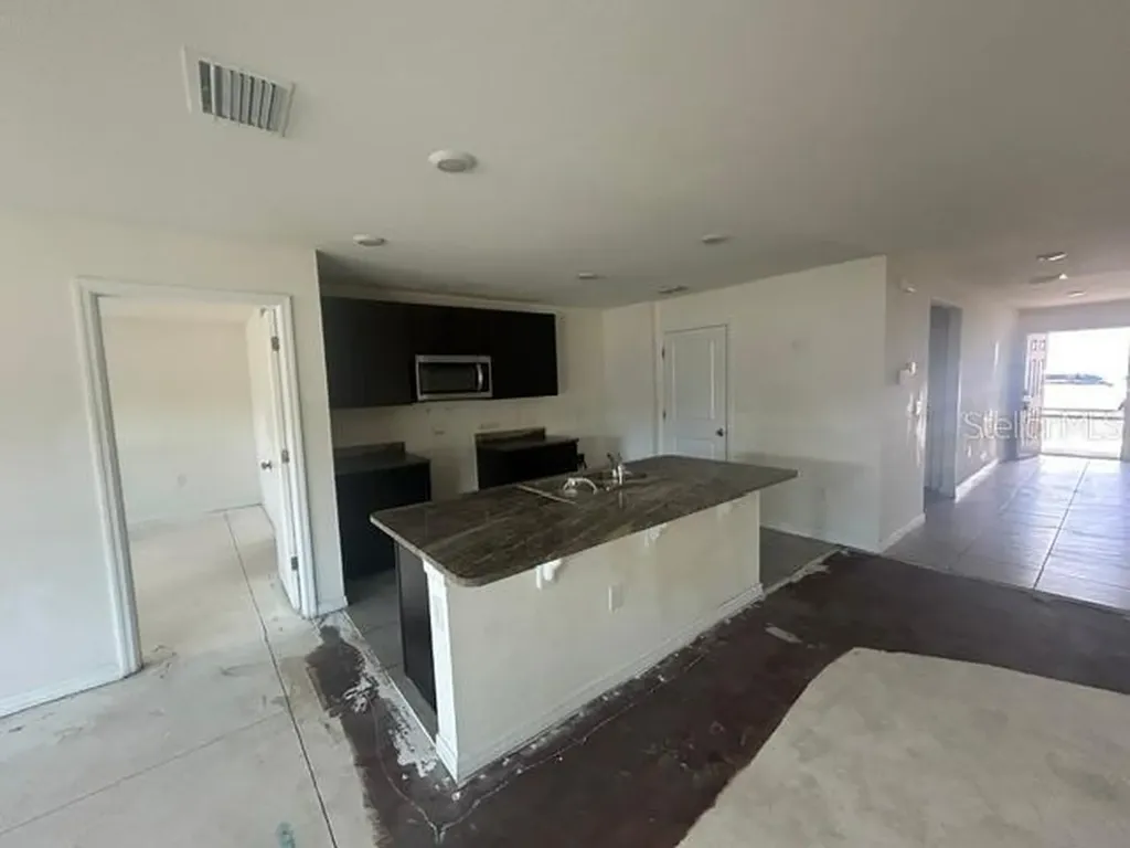 24528 NW 7th Lane Newberry FL 32669