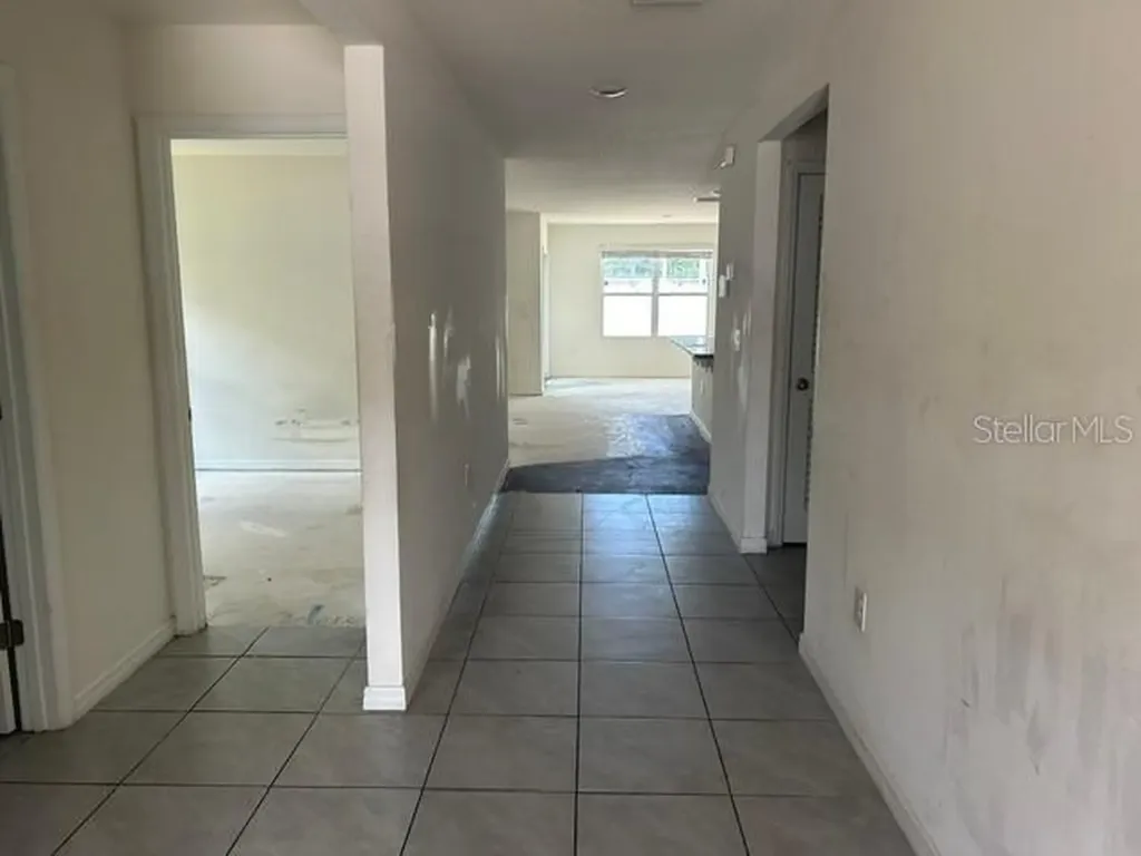 24528 NW 7th Lane Newberry FL 32669