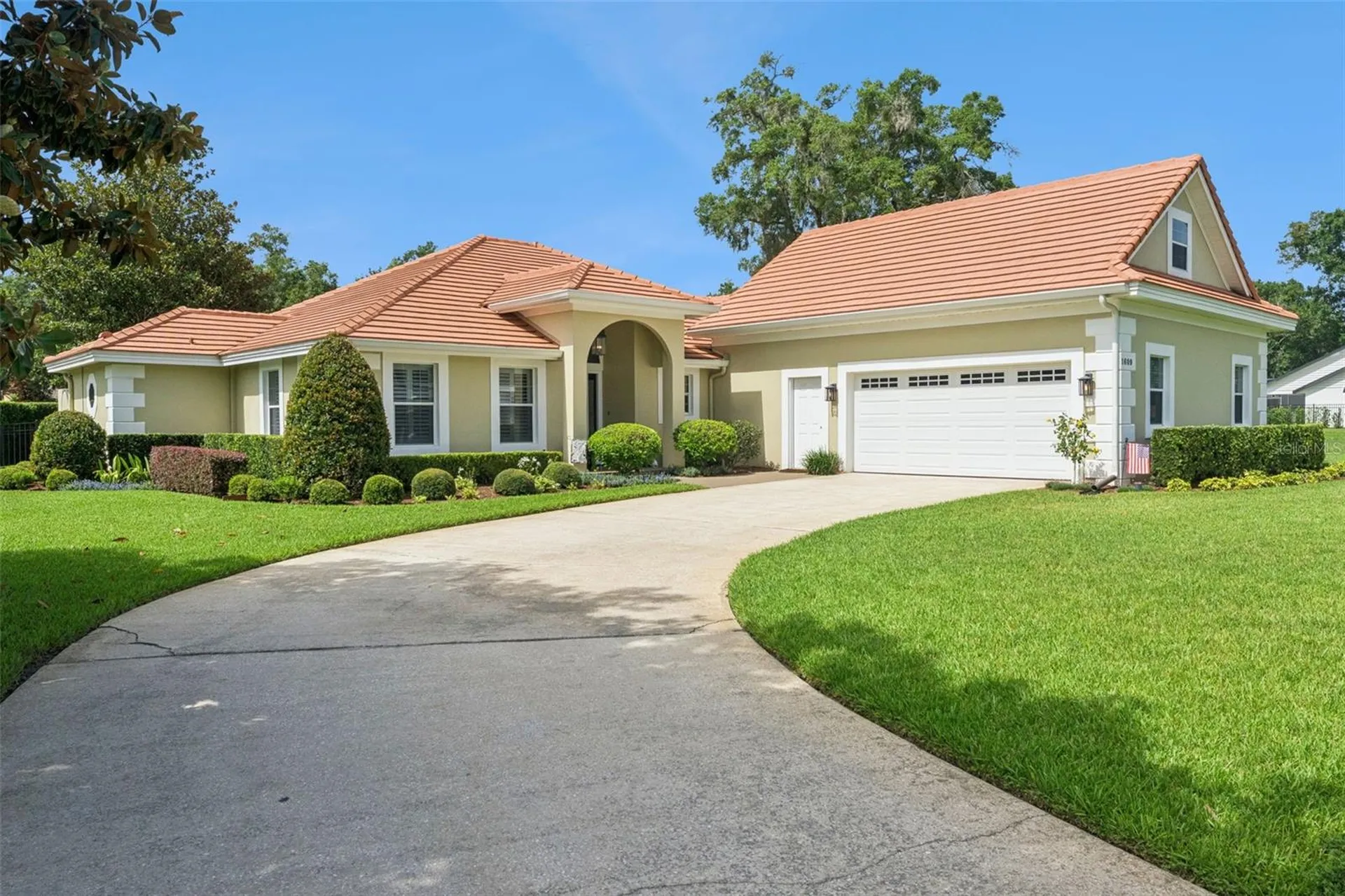 1609 Majestic Oak Drive Apopka FL 32712