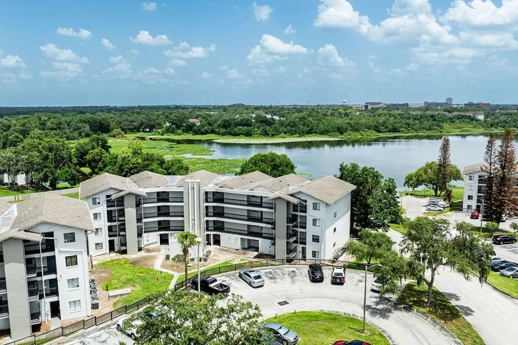 1068 Lotus Parkway Altamonte Springs FL 32714