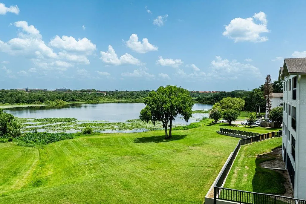 1068 Lotus Parkway Altamonte Springs FL 32714