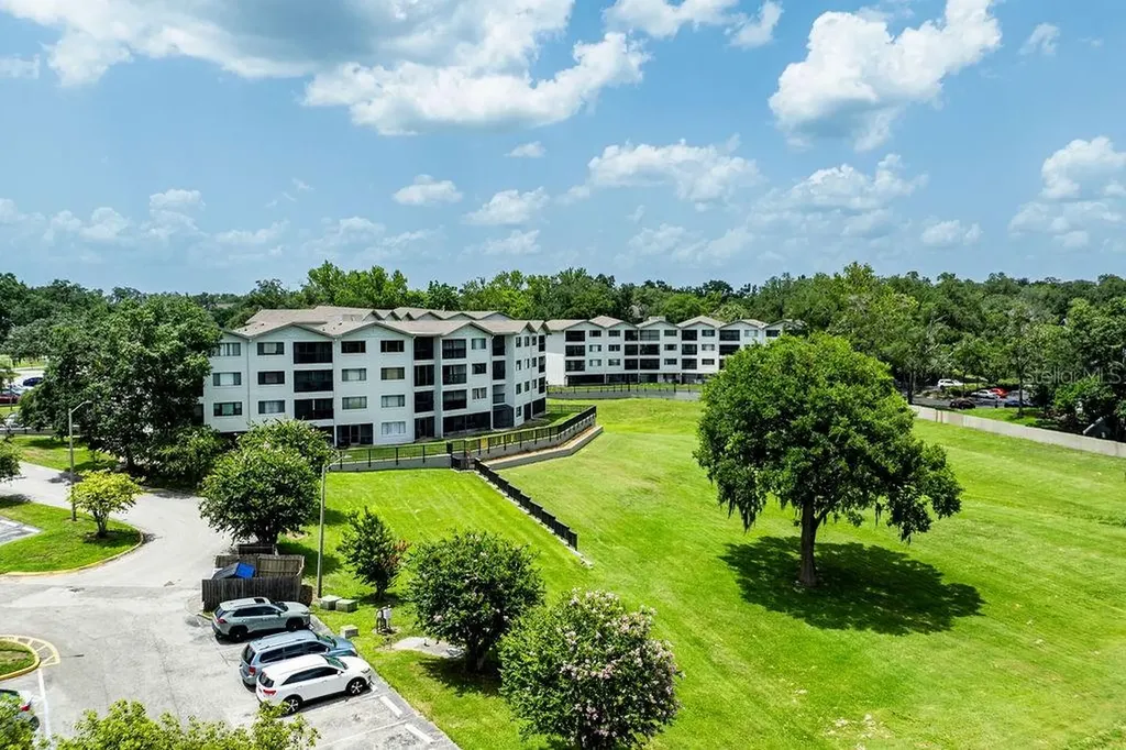 1068 Lotus Parkway Altamonte Springs FL 32714