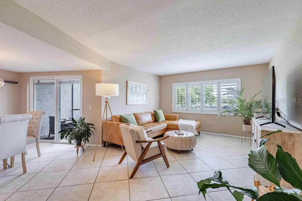 1068 Lotus Parkway Altamonte Springs FL 32714
