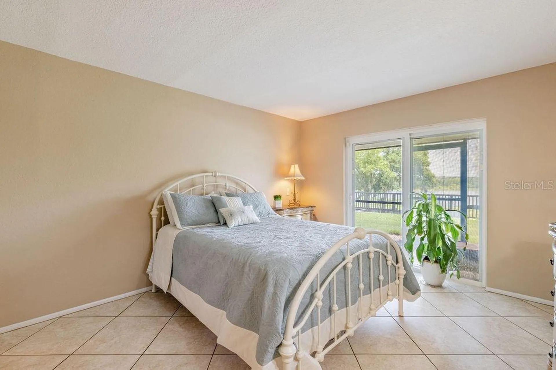 1068 Lotus Parkway Altamonte Springs FL 32714