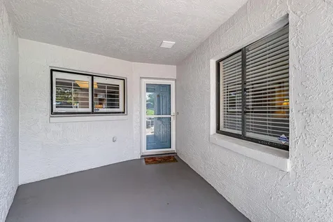 1068 Lotus Parkway Altamonte Springs FL 32714