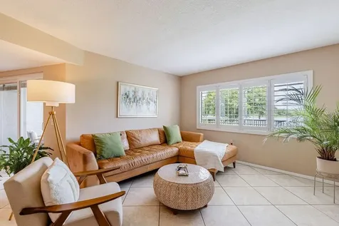 1068 Lotus Parkway Altamonte Springs FL 32714
