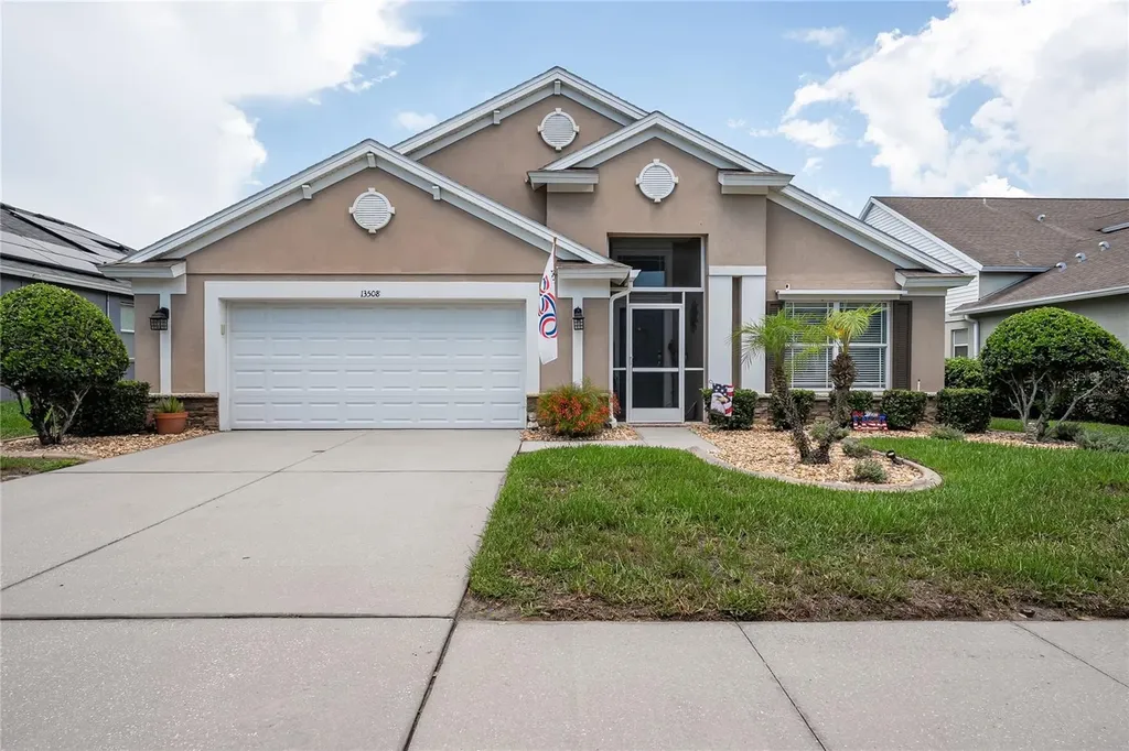 13508 Meadow Golf Avenue Hudson FL 34669