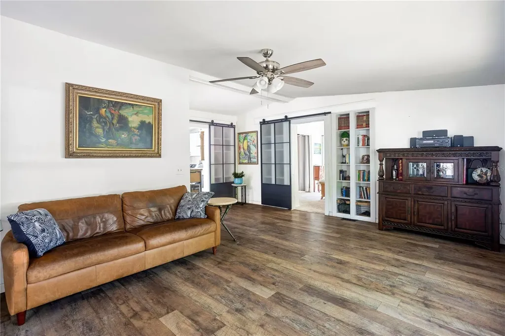 32316 Chipola Trail Sorrento FL 32776