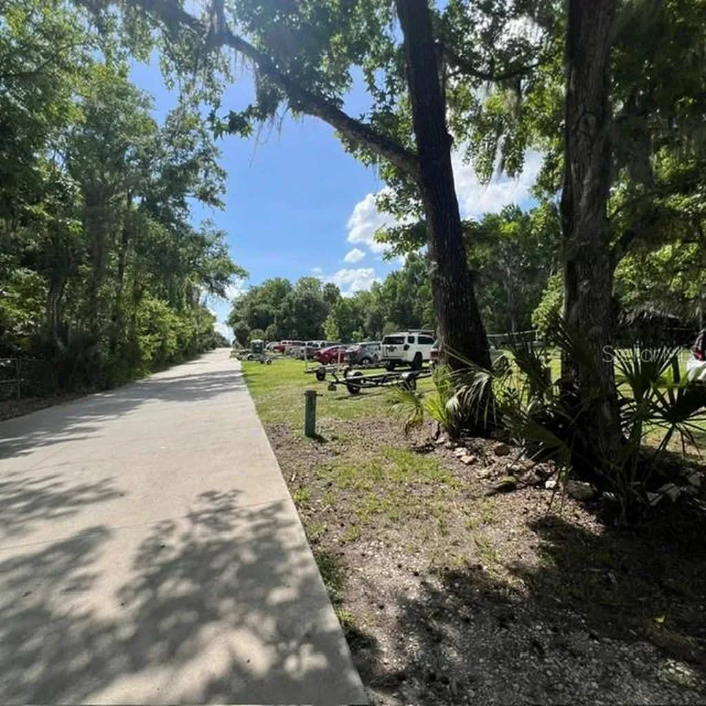 32316 Chipola Trail Sorrento FL 32776