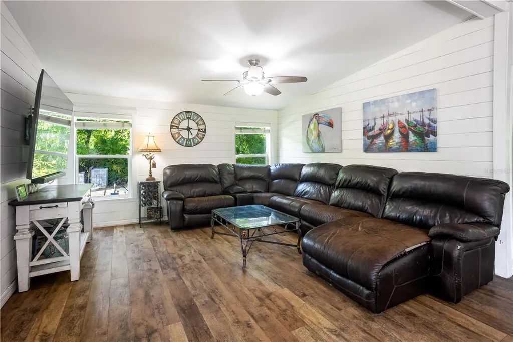 32316 Chipola Trail Sorrento FL 32776