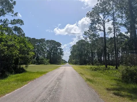 201 Allamanda Drive Indian Lake Estates FL 33855