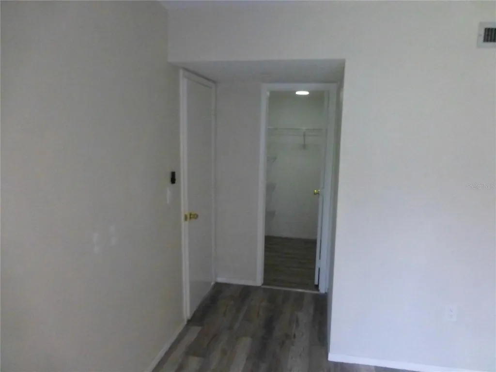 119 Lakeside Drive Oldsmar FL 34677