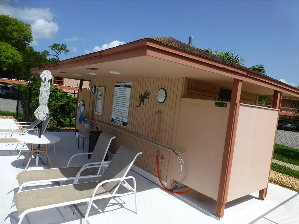 119 Lakeside Drive Oldsmar FL 34677