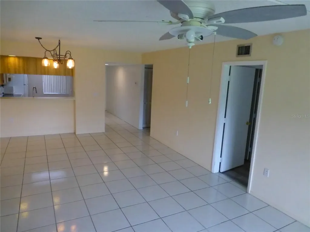 119 Lakeside Drive Oldsmar FL 34677