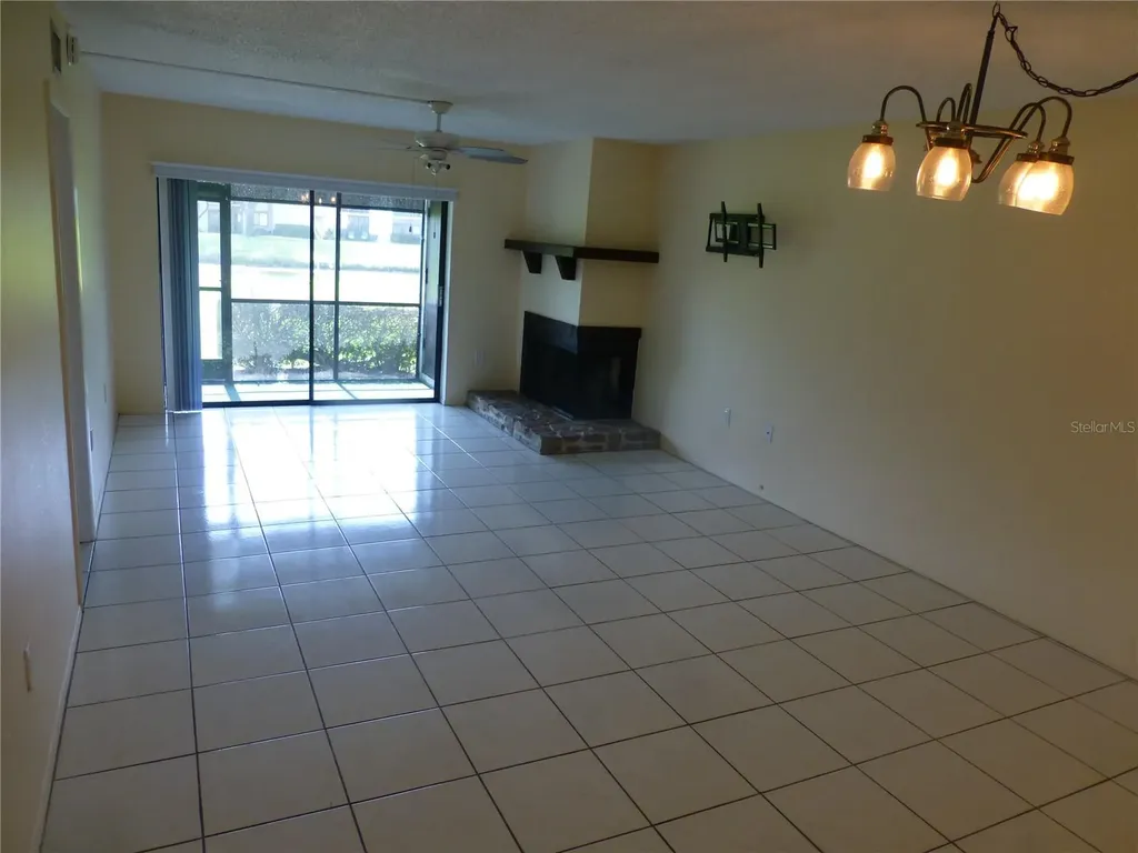 119 Lakeside Drive Oldsmar FL 34677