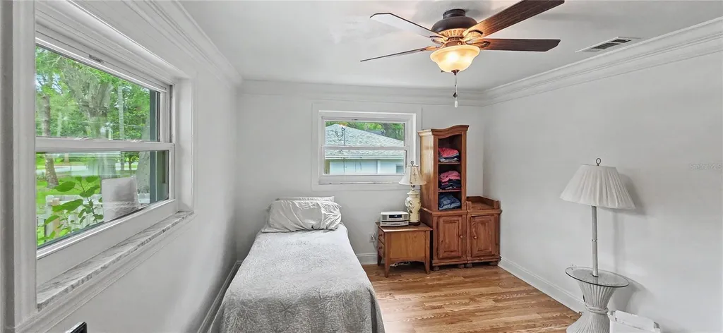 3087 Duane Avenue Oldsmar FL 34677