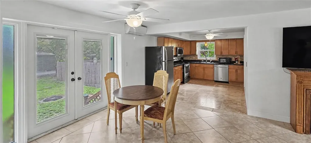 3087 Duane Avenue Oldsmar FL 34677