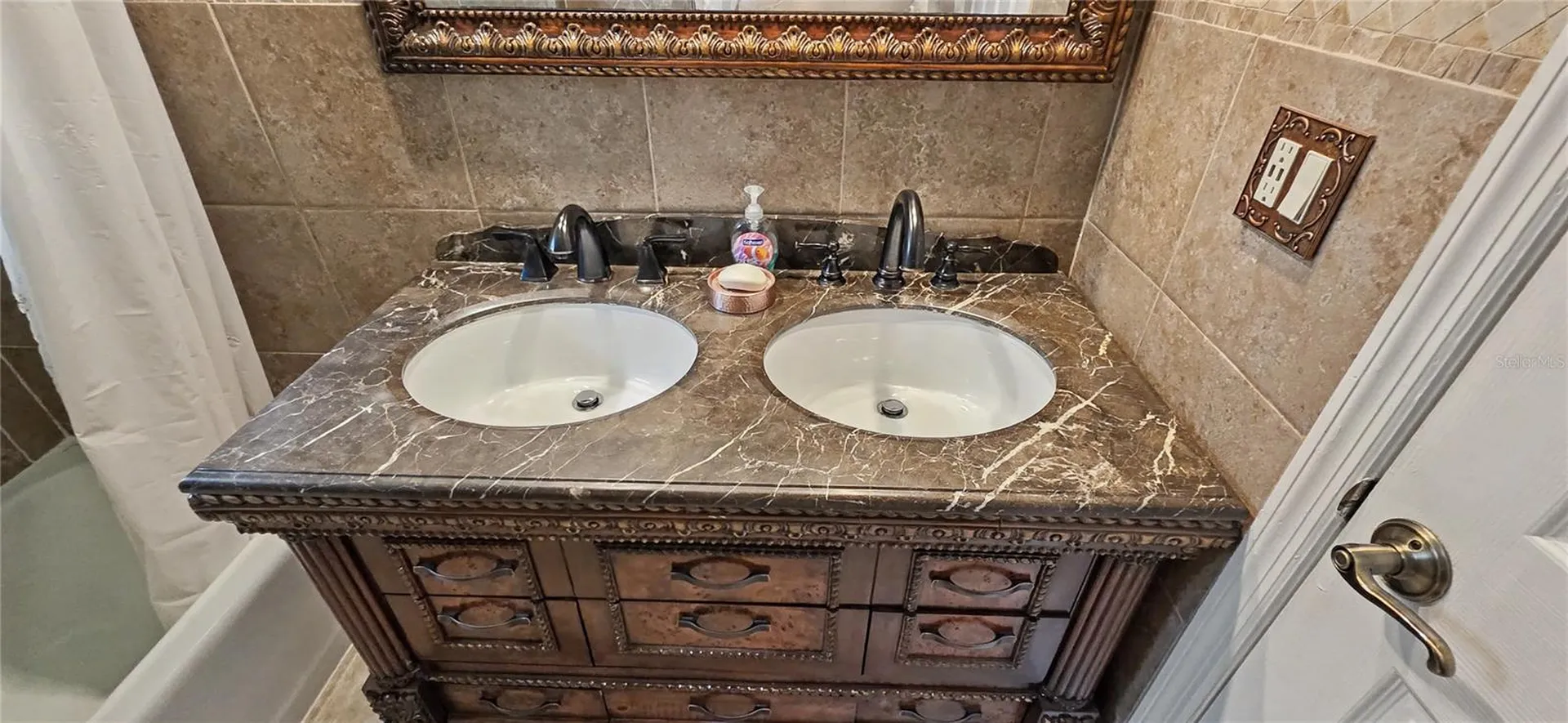 3087 Duane Avenue Oldsmar FL 34677