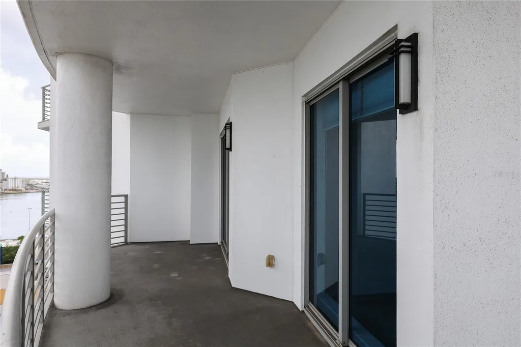 449 S 12th Street Tampa FL 33602