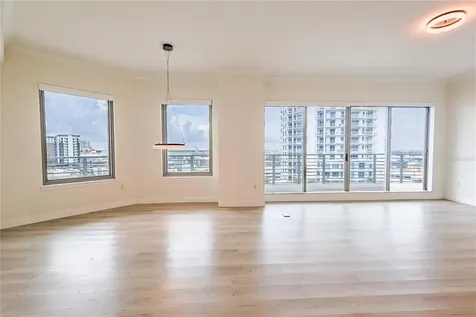 449 S 12th Street Tampa FL 33602
