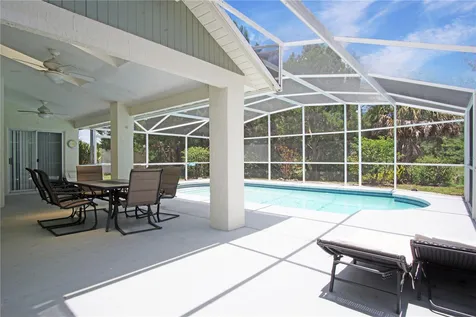 928 Loma Bonita Drive Davenport FL 33837