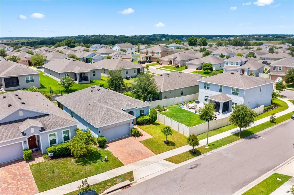 9809 Late Way Groveland FL 34736