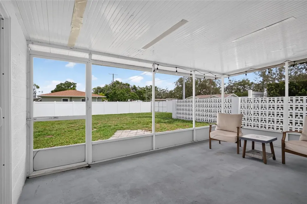 12501 Saint Charlotte Drive Tampa FL 33618