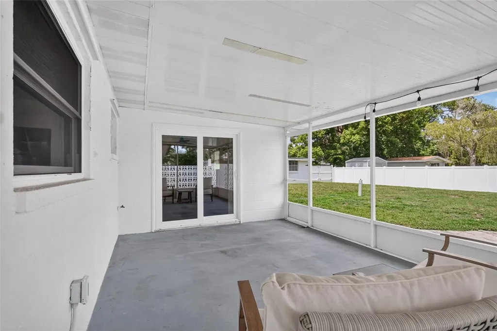 12501 Saint Charlotte Drive Tampa FL 33618