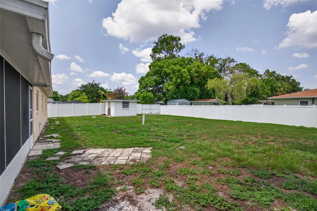 12501 Saint Charlotte Drive Tampa FL 33618