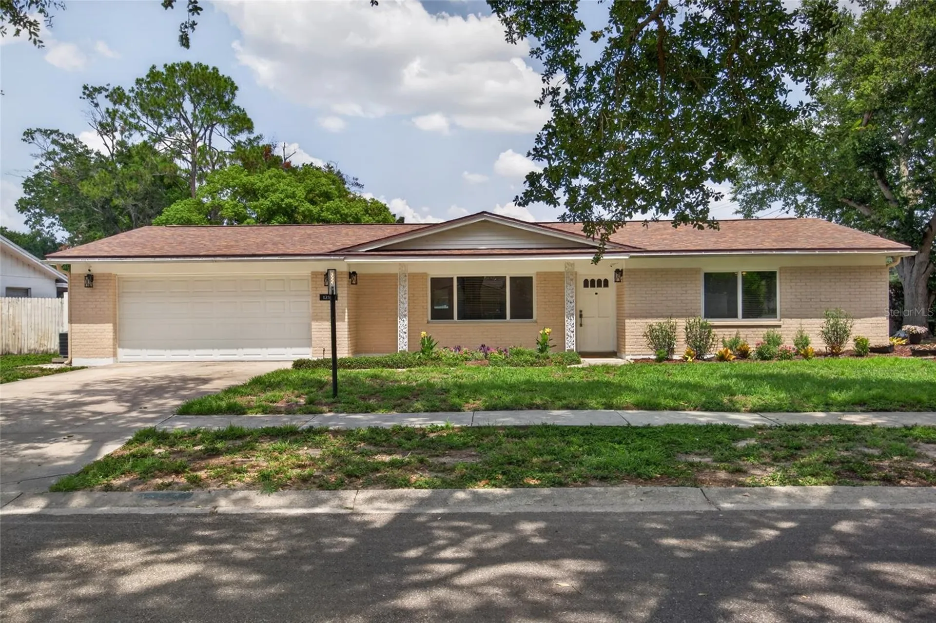 12501 Saint Charlotte Drive Tampa FL 33618