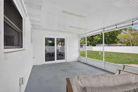 12501 Saint Charlotte Drive Tampa FL 33618