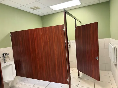 5431 E Silver Springs Boulevard Silver Springs FL 34488