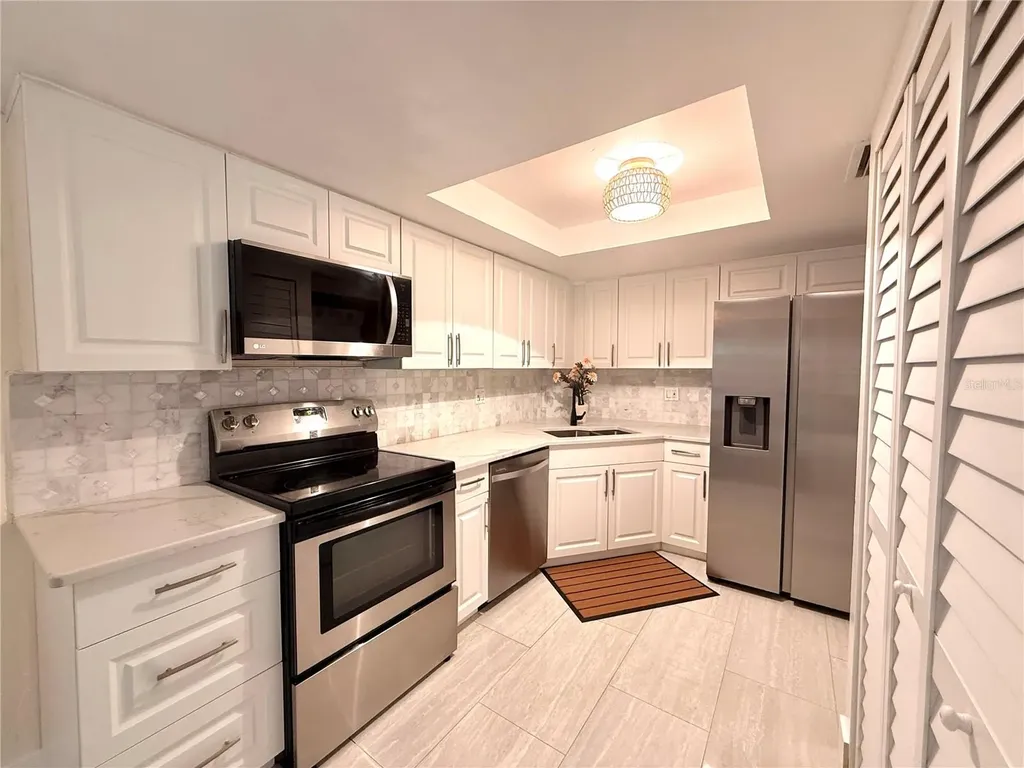2363 Flanders Way Safety Harbor FL 34695