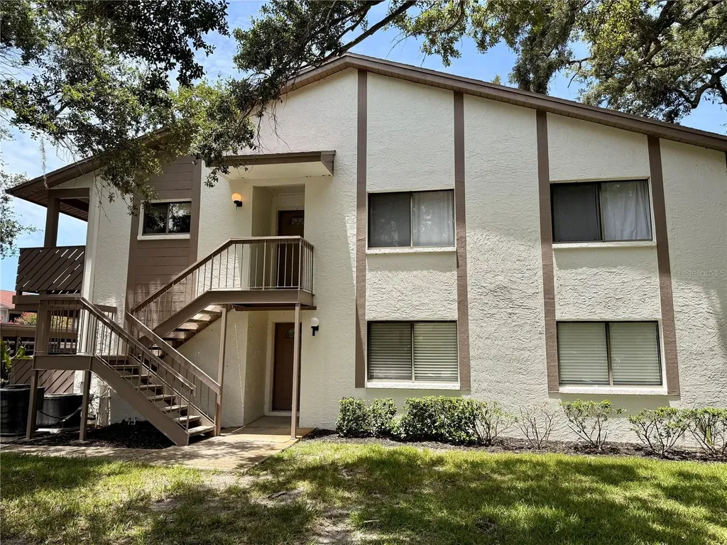 2363 Flanders Way Safety Harbor FL 34695