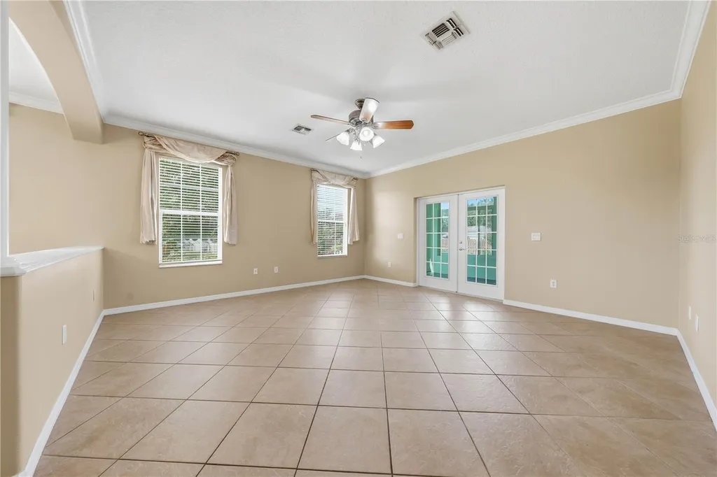 81 Twin Lake Circle Umatilla FL 32784