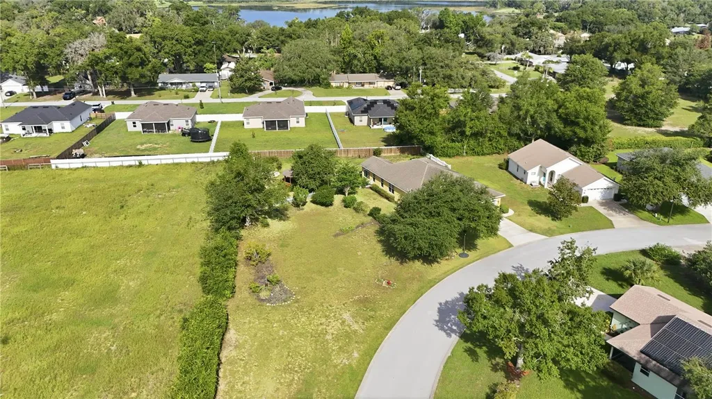 81 Twin Lake Circle Umatilla FL 32784