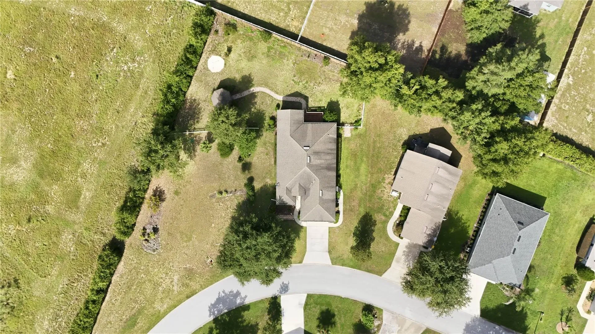 81 Twin Lake Circle Umatilla FL 32784