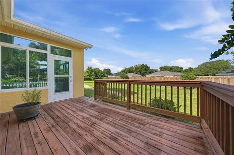 81 Twin Lake Circle Umatilla FL 32784